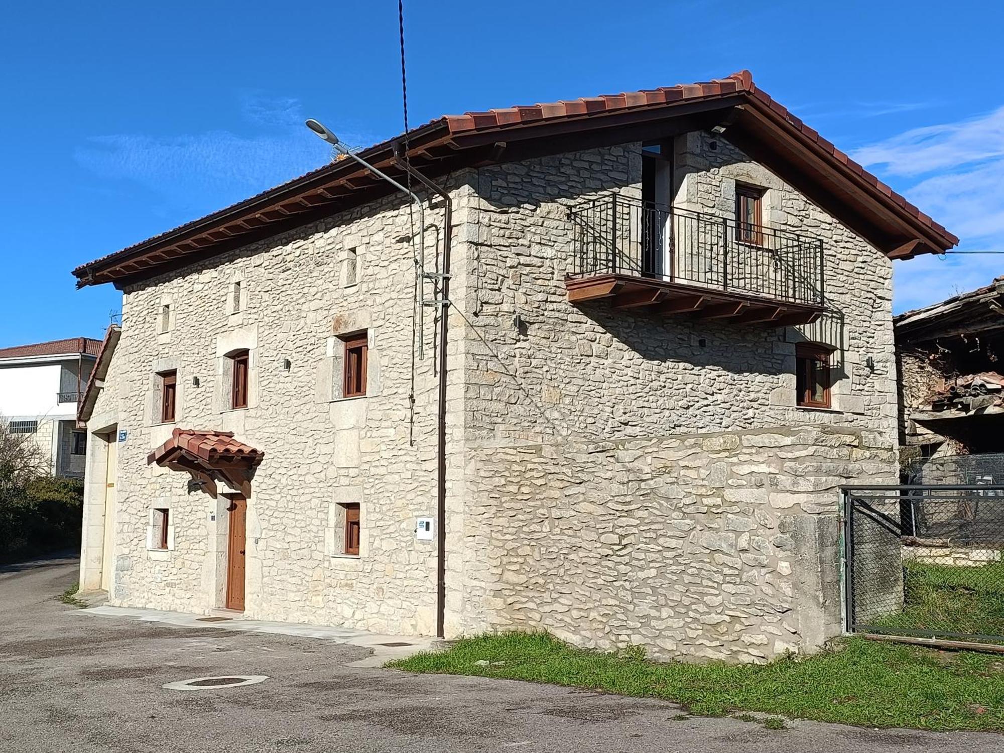 Casa Rural El Pinche Quincoces de Yuso Exterior photo